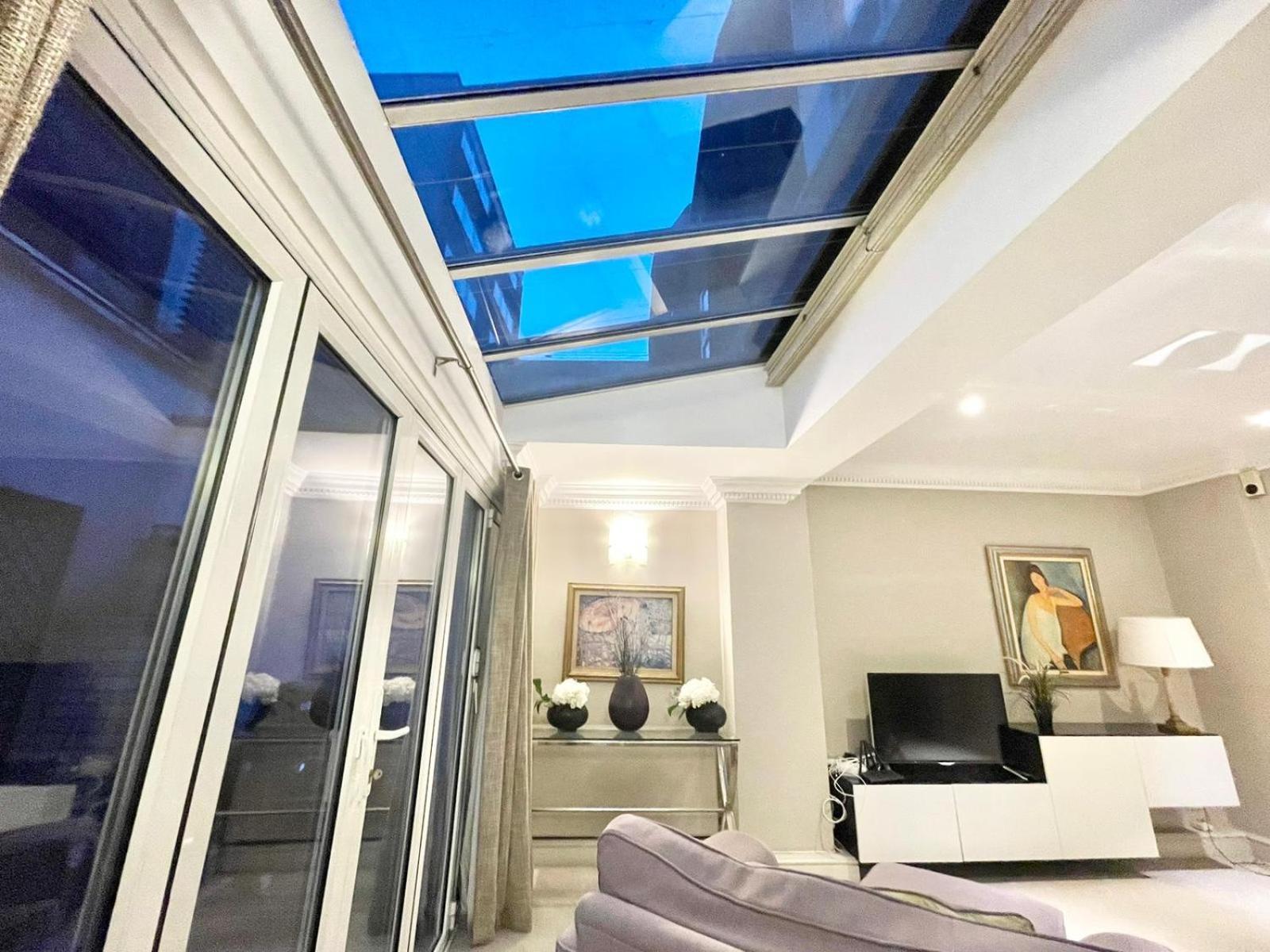 Apartament Mayfair 2 Bedroom With Large Private Terrace *